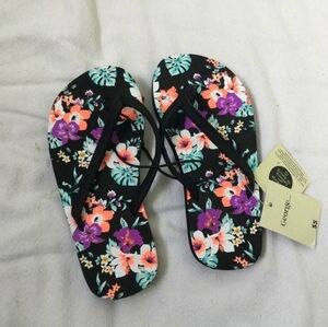 🩶3/$20 5/$30 7/$40🩶Girls Sz 11 Flip Flops